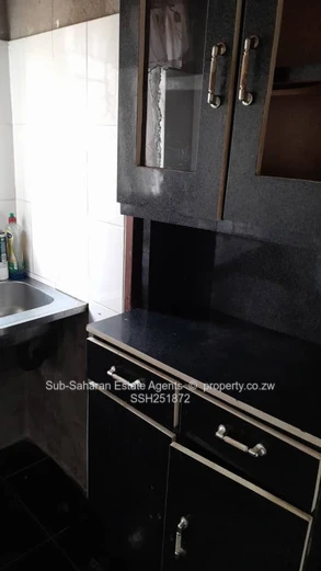 House To Let!!!