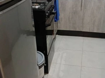 2 Bedroom Flat & Apartment