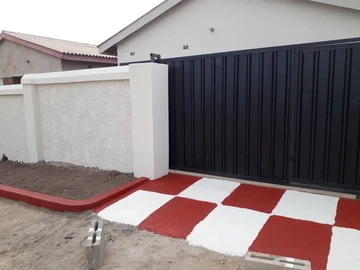 2x 3 bed houses in Damofalls Phase 4