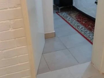 2 Bedroom Flat & Apartment